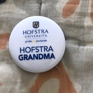 Hofstra Unviversity Granda Pin Brooche